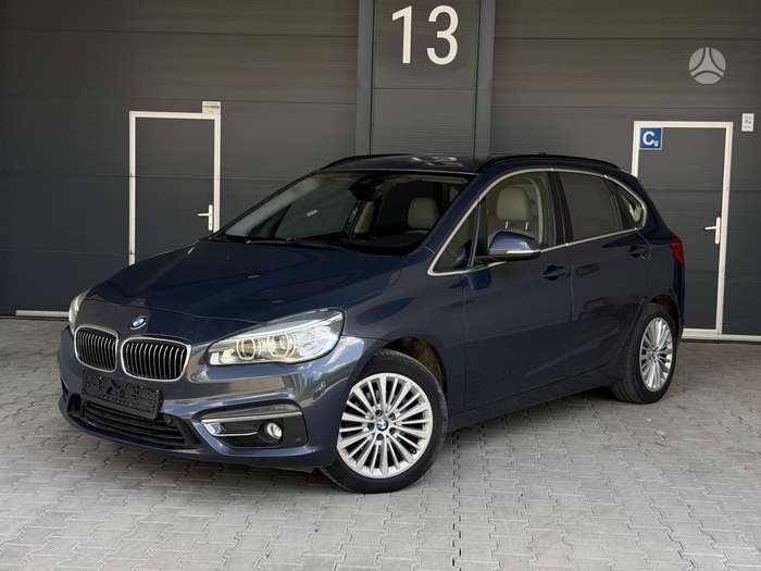 BMW 218 Gran Tourer, Минивэн
