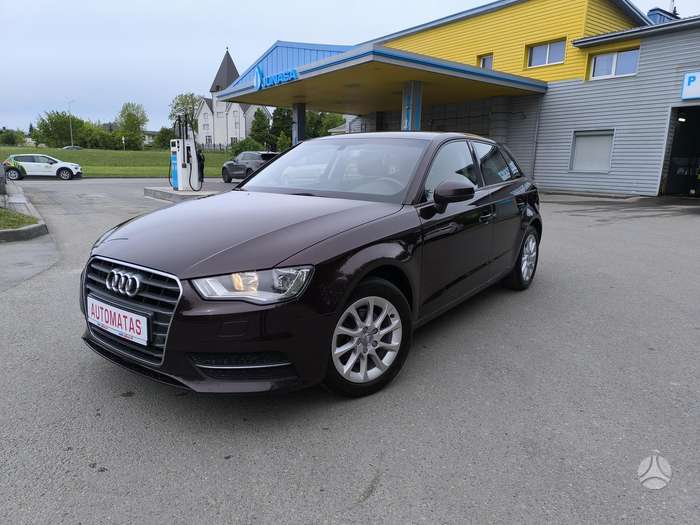 Audi A3, 1.6 l., hatchback