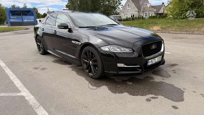 Jaguar XJ, 3.0 l., Седан
