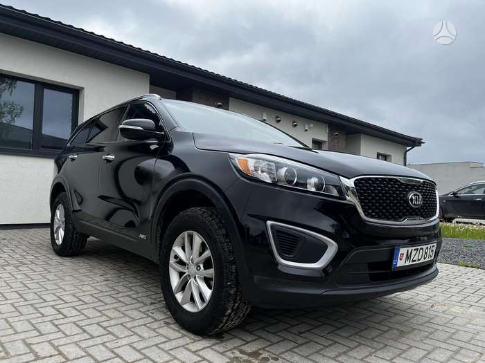 Kia Sorento, 2.4 l., off-road / crossover