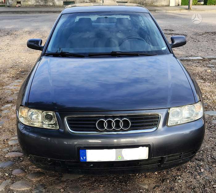 Audi A3, 1.6 l., Хэтчбек