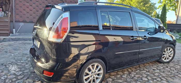 Mazda 5, 2.0 l., wagon