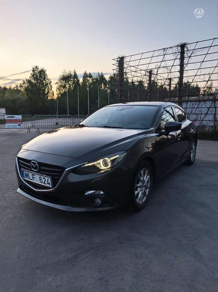 Mazda 3, 1.5 l., hatchback