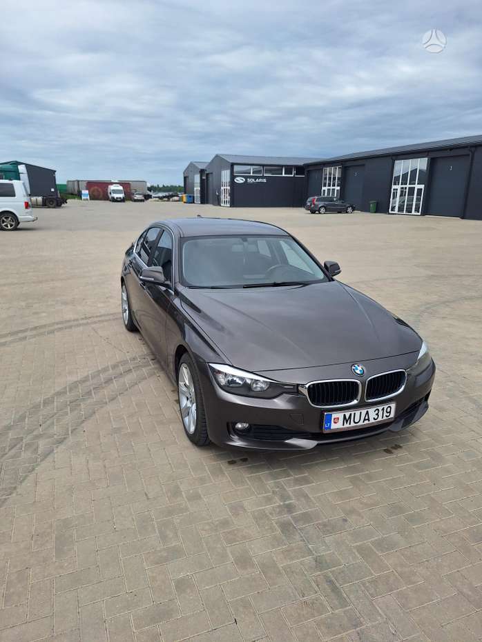BMW 316, 2.0 l., Седан