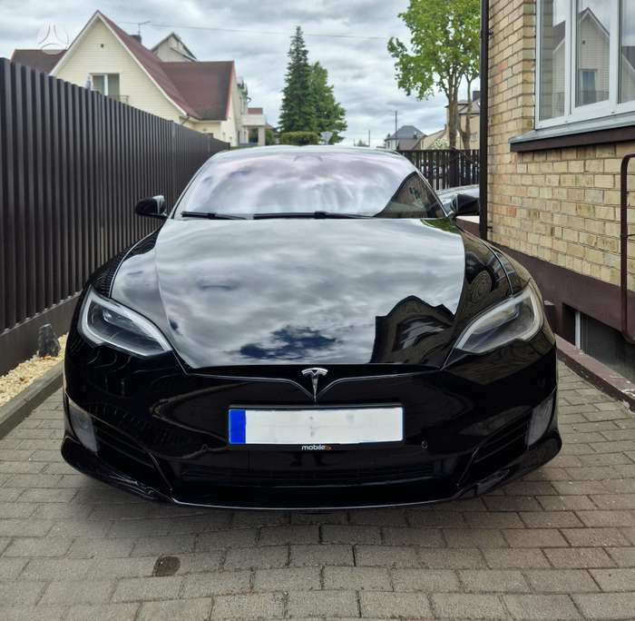 Tesla Model S, 75 кВт·ч, Седан