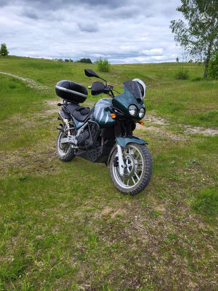 Triumph Tiger 955cc, enduro / adventure