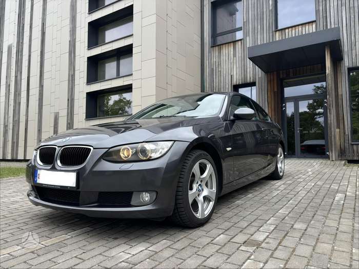 BMW 320, 2.0 l., Купе (coupe)