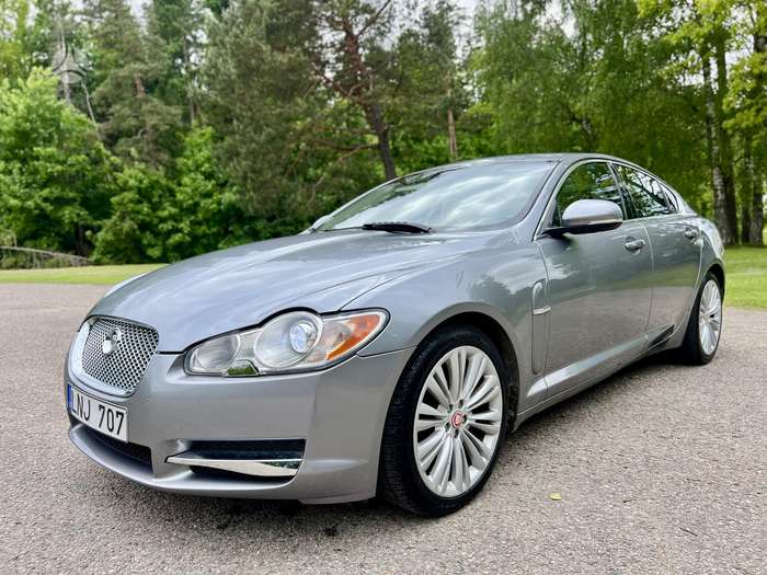 Jaguar XF, 3.0 l., Седан