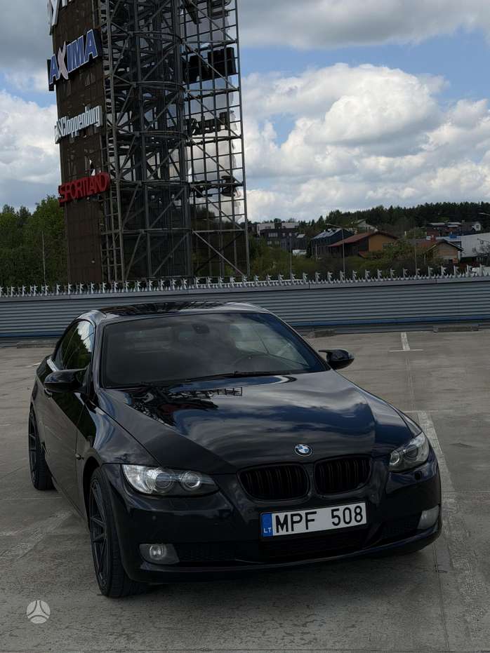 BMW 330, 3.0 l., convertible