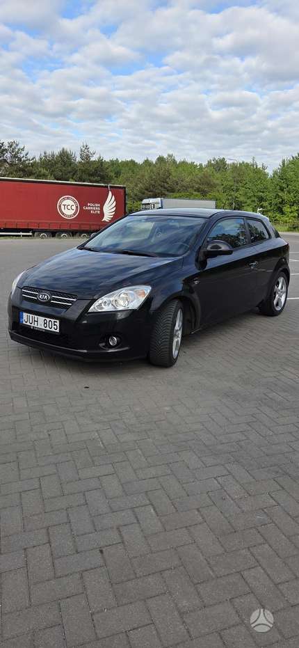 Kia Ceed, 1.6 l., Хэтчбек