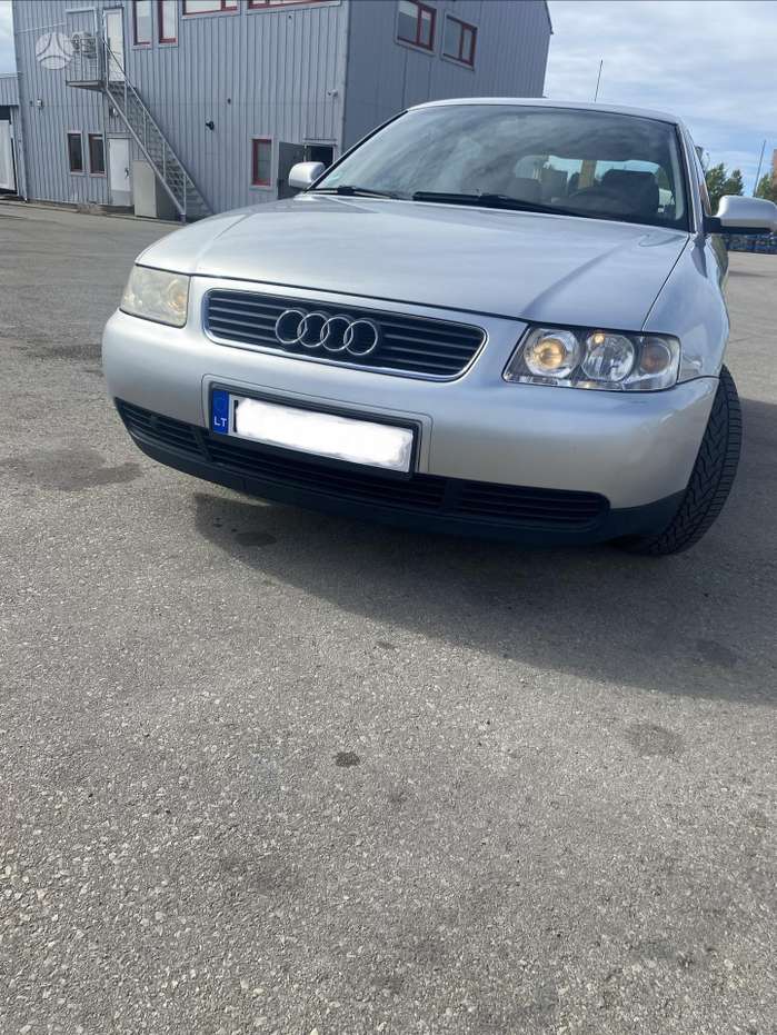 Audi A3, 1.6 l., hatchback
