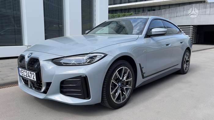 BMW i4, 70 kWh, coupe