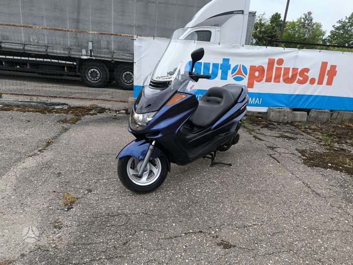 Yamaha Majesty 250cc, scooters / mopeds