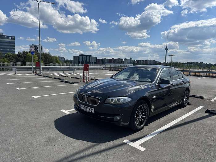BMW 525, 2.0 l., Седан