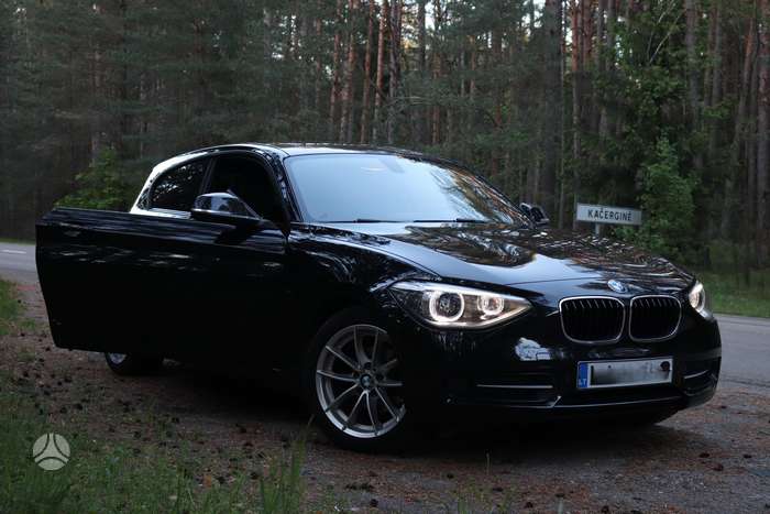 BMW 118, 2.0 l., hatchback
