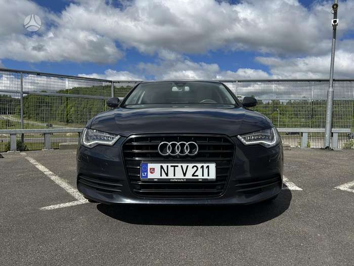 Audi A6, 2.0 l., Седан