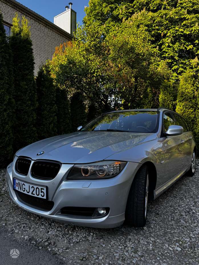 BMW 320, 2.0 l., universalas