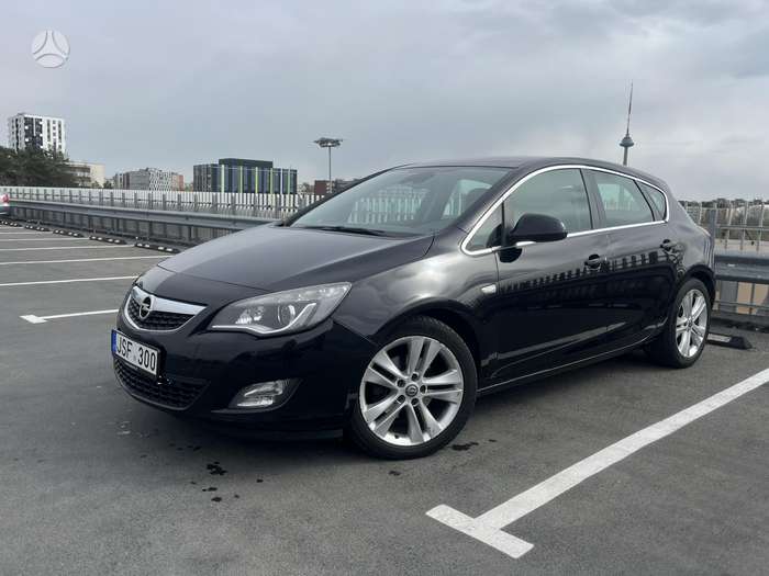 Opel Astra, 1.7 l., Хэтчбек