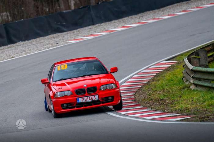 BMW 323, Купе (coupe)