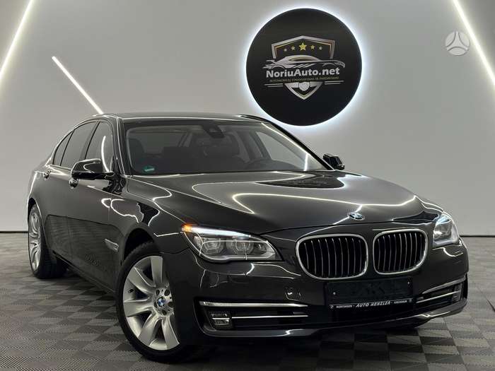 BMW 740, 3.0 l., Седан