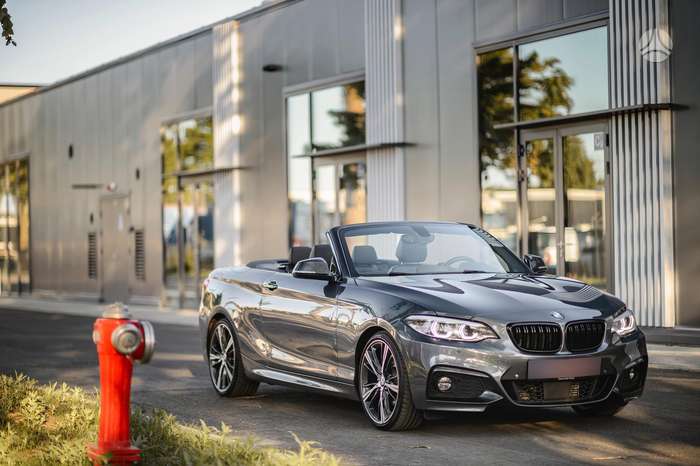 BMW 225, 2.0 l., convertible
