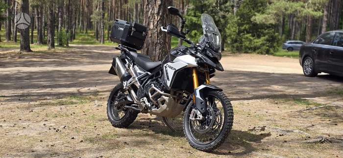 Triumph Tiger 888cc, enduro / adventure
