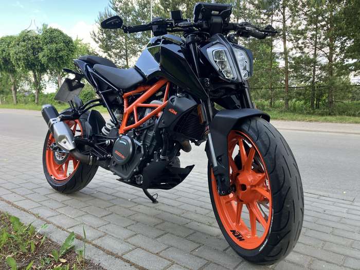 KTM Duke 373cc, street / classic
