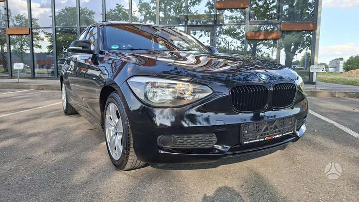BMW 116, 2.0 l., hečbekas