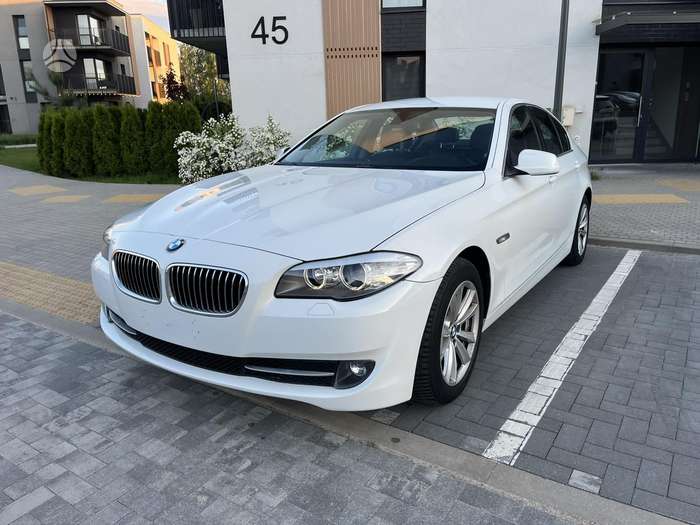 BMW 520, 2.0 l., Седан