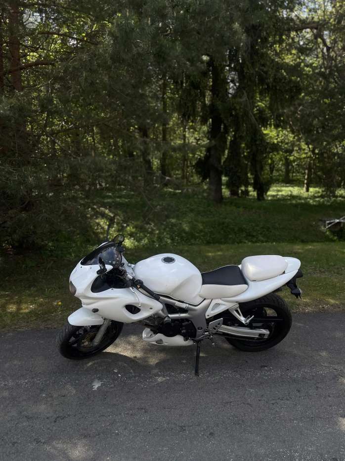 Suzuki SV 650cc, спортбайки / superbikes