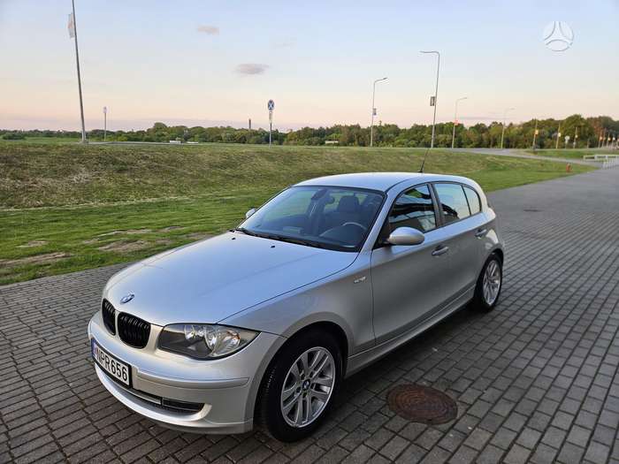 BMW 118, 2.0 l., hatchback