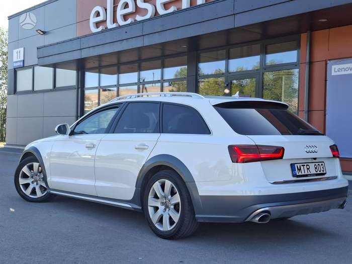 Audi A6 allroad, 3.0 l., Универсал