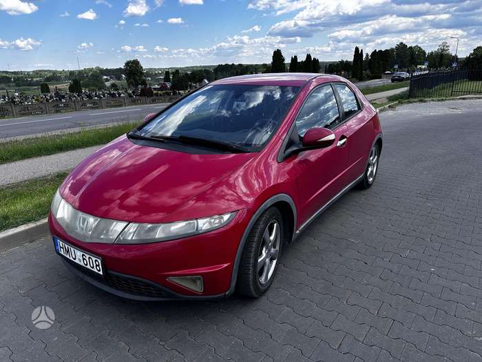 Honda Civic, 1.3 l., hatchback