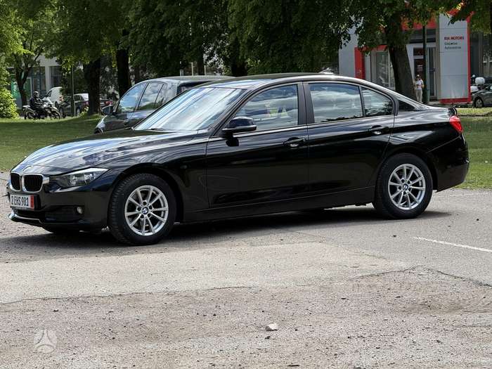 BMW 320, 2.0 l., Седан