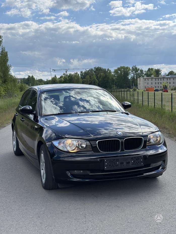 BMW 118, 2.0 l., hatchback