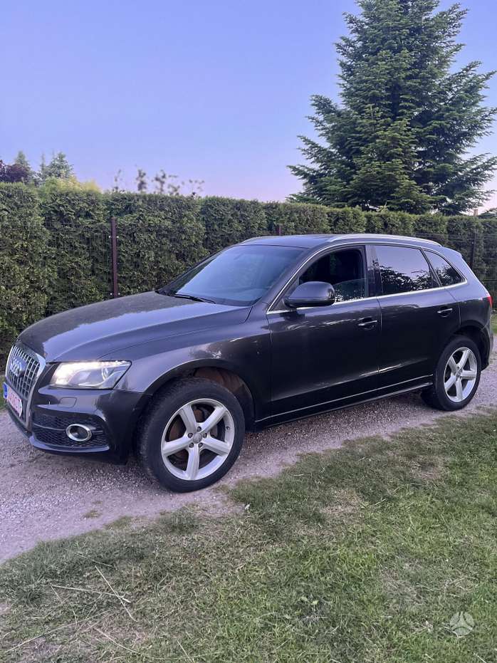 Audi Q5, 2.0 l., Внедорожник / Кроссовер