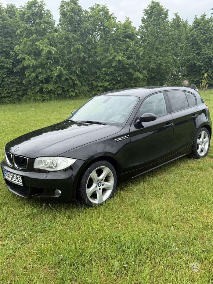 BMW 120, 2.0 l., hatchback