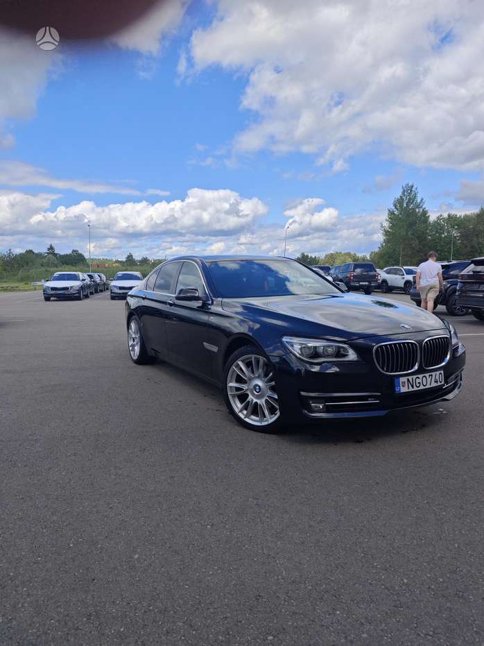 BMW 730, 4.0 l., Седан