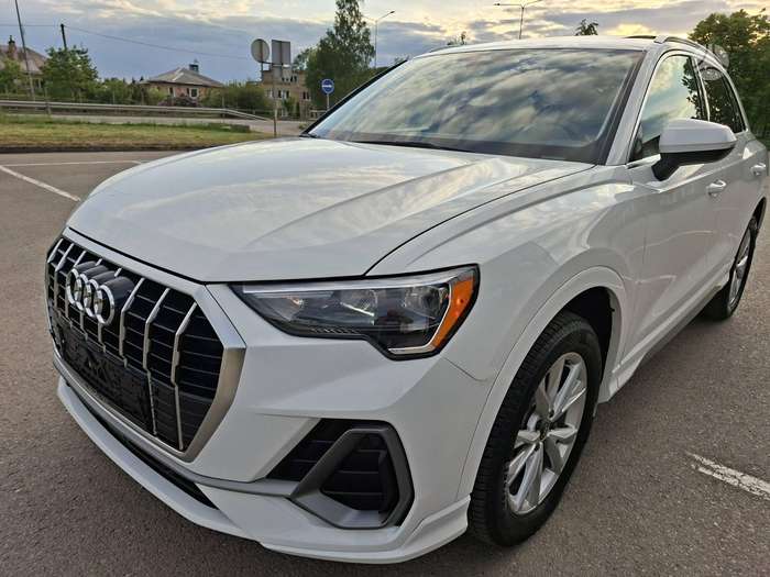 Audi Q3, 2.0 l., hatchback