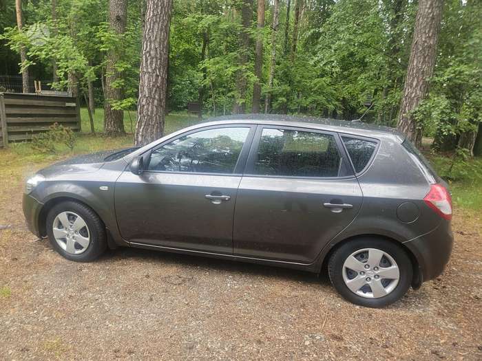 Kia Ceed, 1.6 l., hatchback