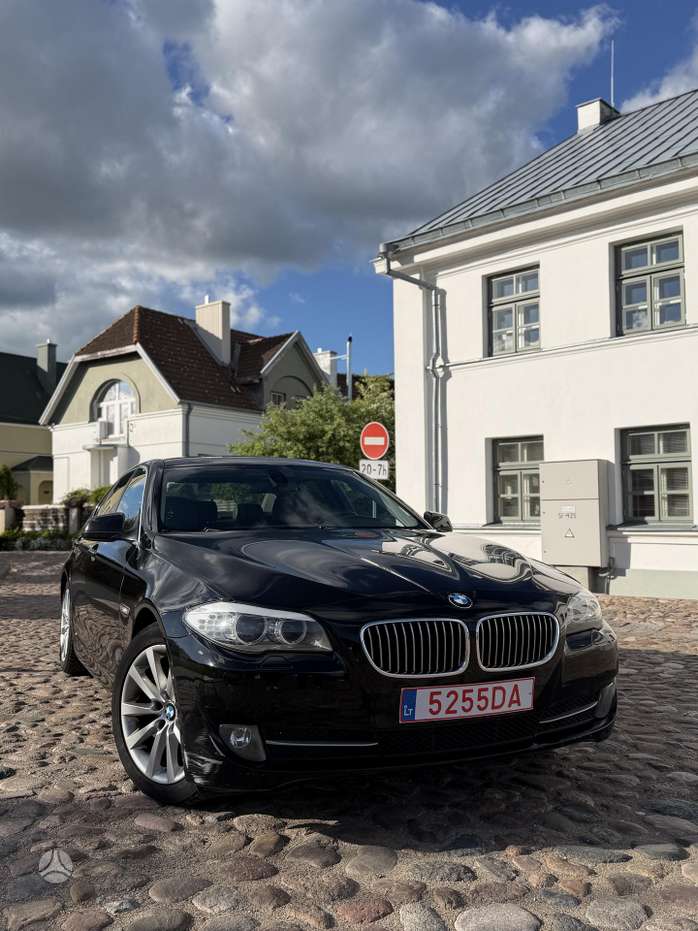 BMW 528, 3.0 l., Седан