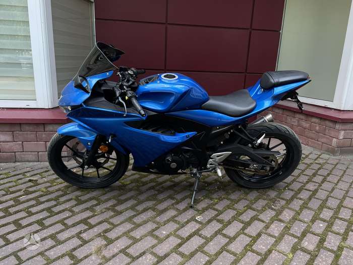 Suzuki GSX-R 125cc, superbikes