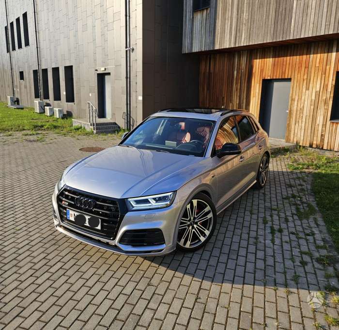 Audi SQ5, 3.0 l., off-road / crossover