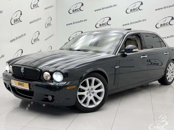 Jaguar XJ, 4.2 l., Седан