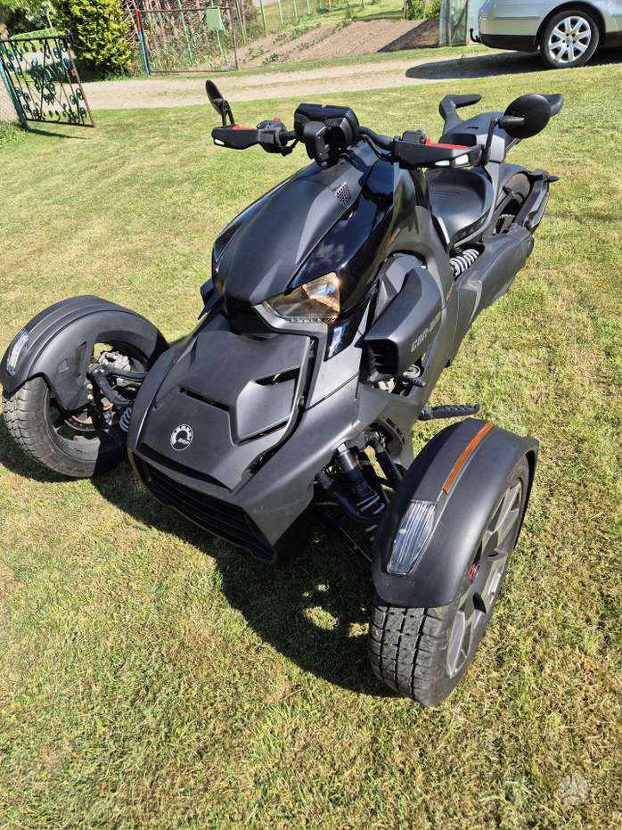 Can-Am Ryker 899cc, трициклы