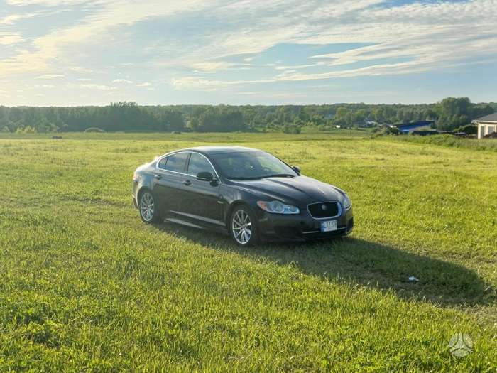 Jaguar XF, 3.0 l., Седан