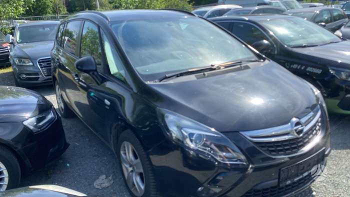 Opel Zafira, 2.0 l., Минивэн