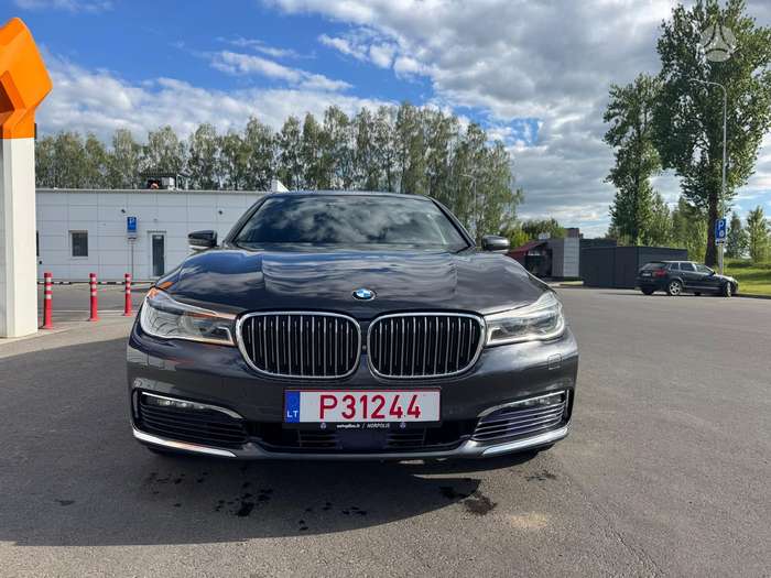 BMW 740, 3.0 l., Лимузин