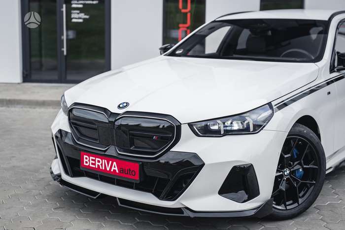 BMW i5, 81 kWh, wagon
