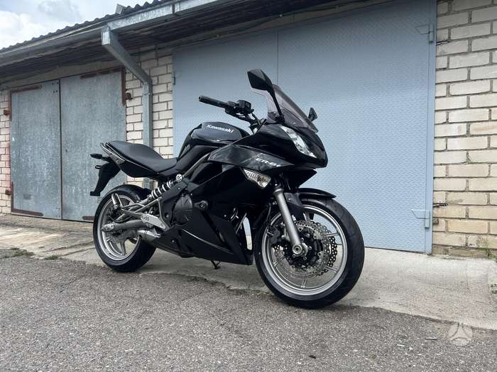 Kawasaki ER 650cc, street / classic